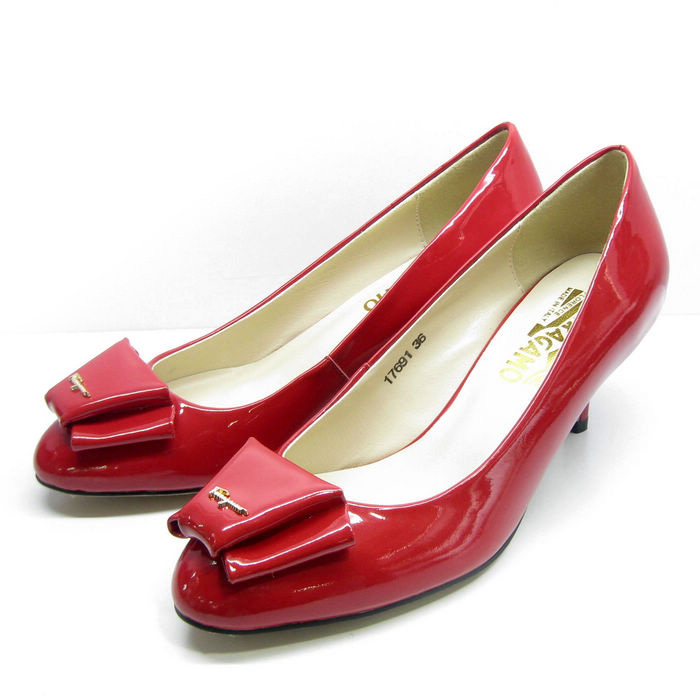 Ferragamo Thais Low Heel Patent Leather Pumps Red