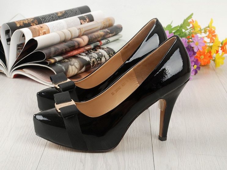 women Ferragamo high heels 278
