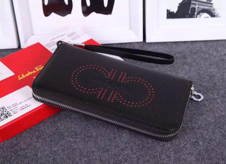 Ferragamo zip around wallet black&red online