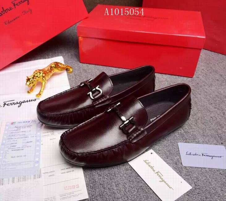classic men Ferragamo casual leather shoes in wine color 133