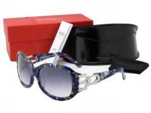 Discount Ferragamo Round Lens Blue Sunglasses