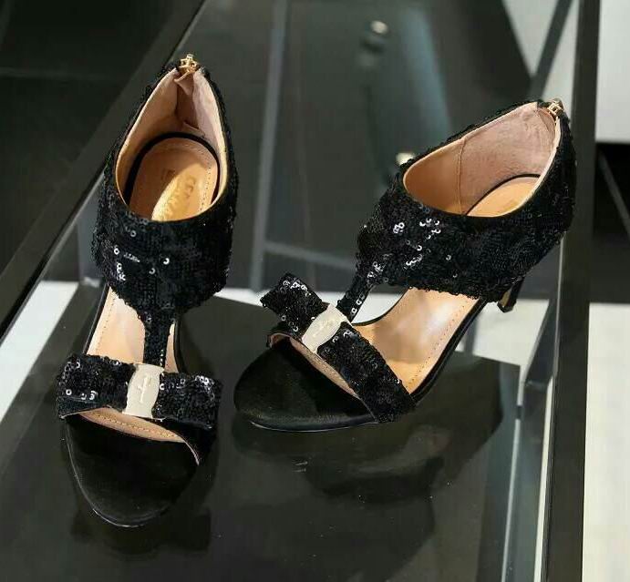Ferragamo Ankle-Strap Sequins Vara Women Sandals Black