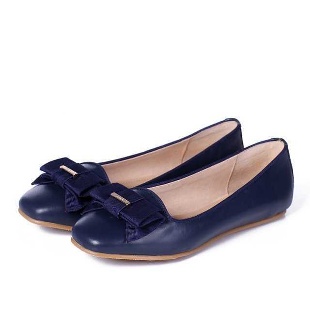 Salvatore Ferragamo Leather Folded Bow Detail Rubia Flats Navy