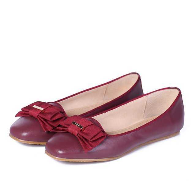 Salvatore Ferragamo Leather Folded Bow Detail Rubia Flats Red