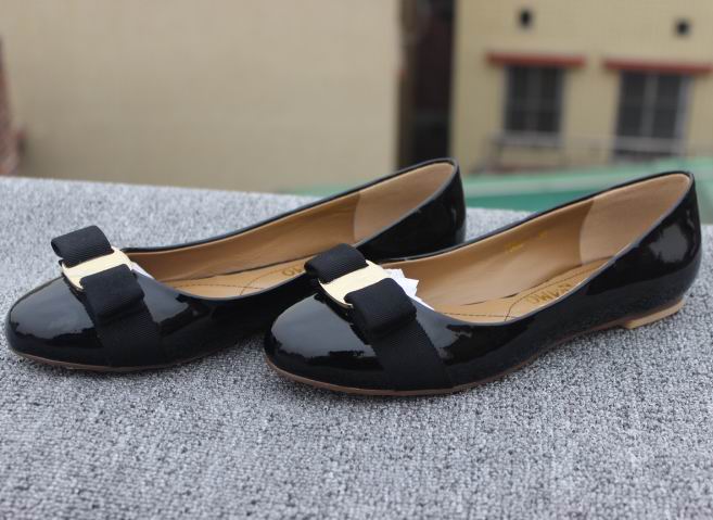 Salvatore Ferragamo Varina Women Flat Shoes Black in patent